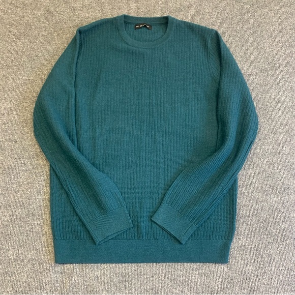 Lightweight Merino Wool Blend Men's Crewneck Sweater in Teal - Picture 2 of 7